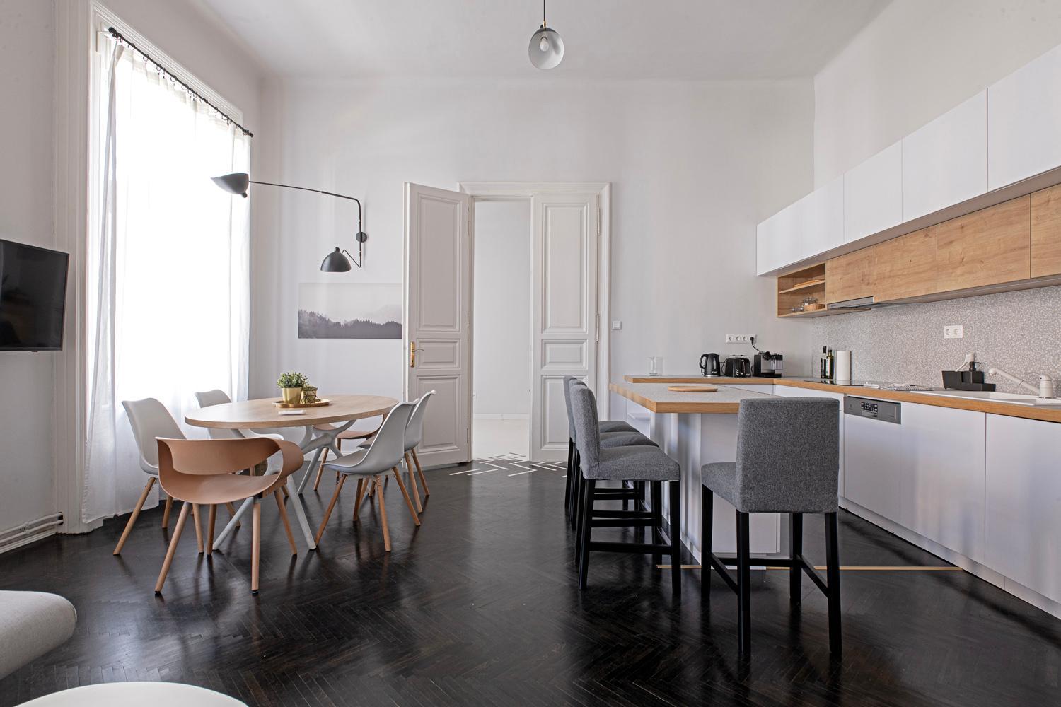 City Center Industrial Residence Budapest Bagian luar foto